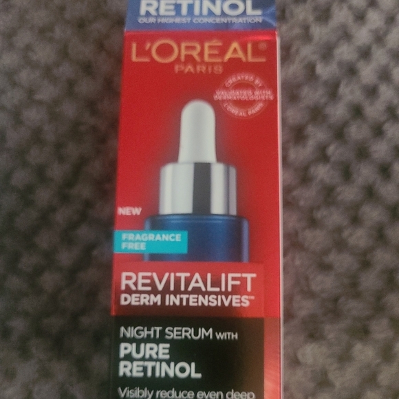 L'Oreal Other - Loreal revitalift derm intensives night serum w pure retinol
